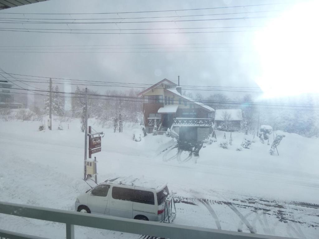 Akakura Yours Inn Myoko Exteriér fotografie