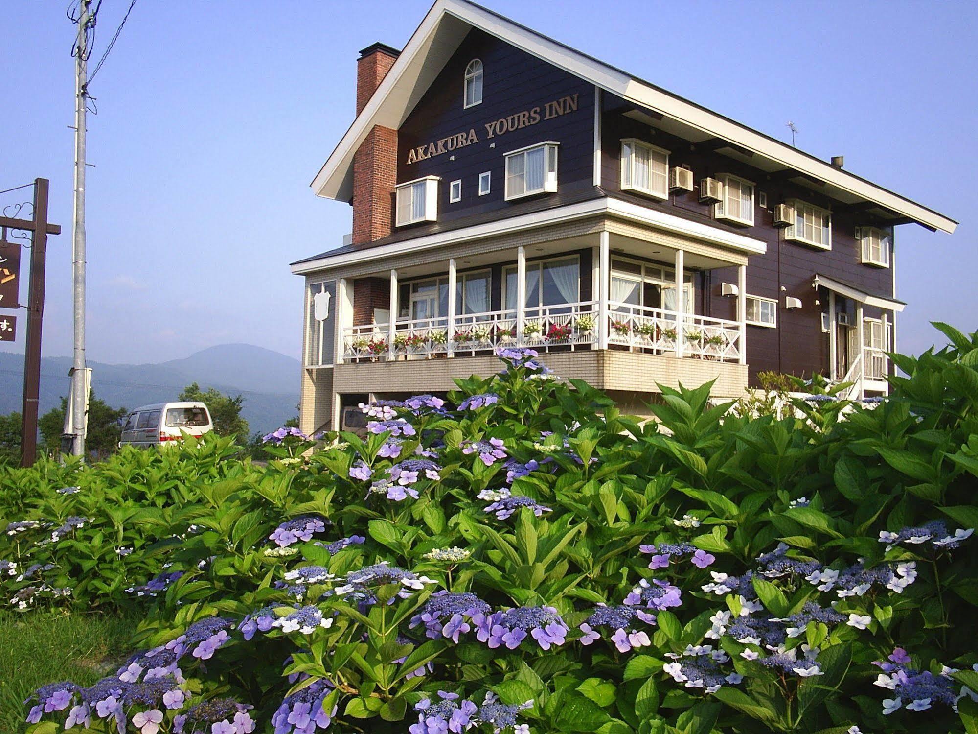Akakura Yours Inn Myoko Exteriér fotografie