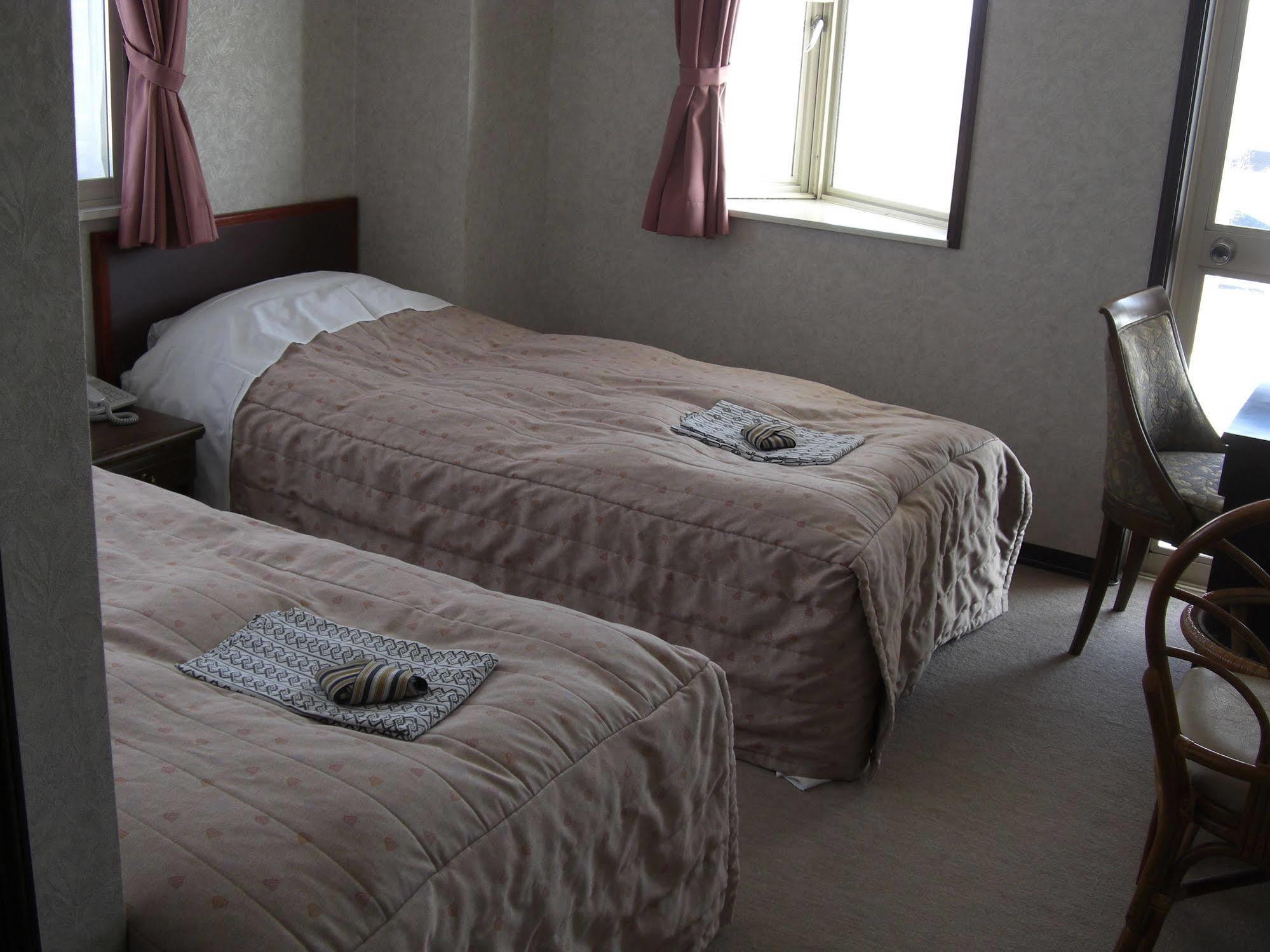 Akakura Yours Inn Myoko Exteriér fotografie