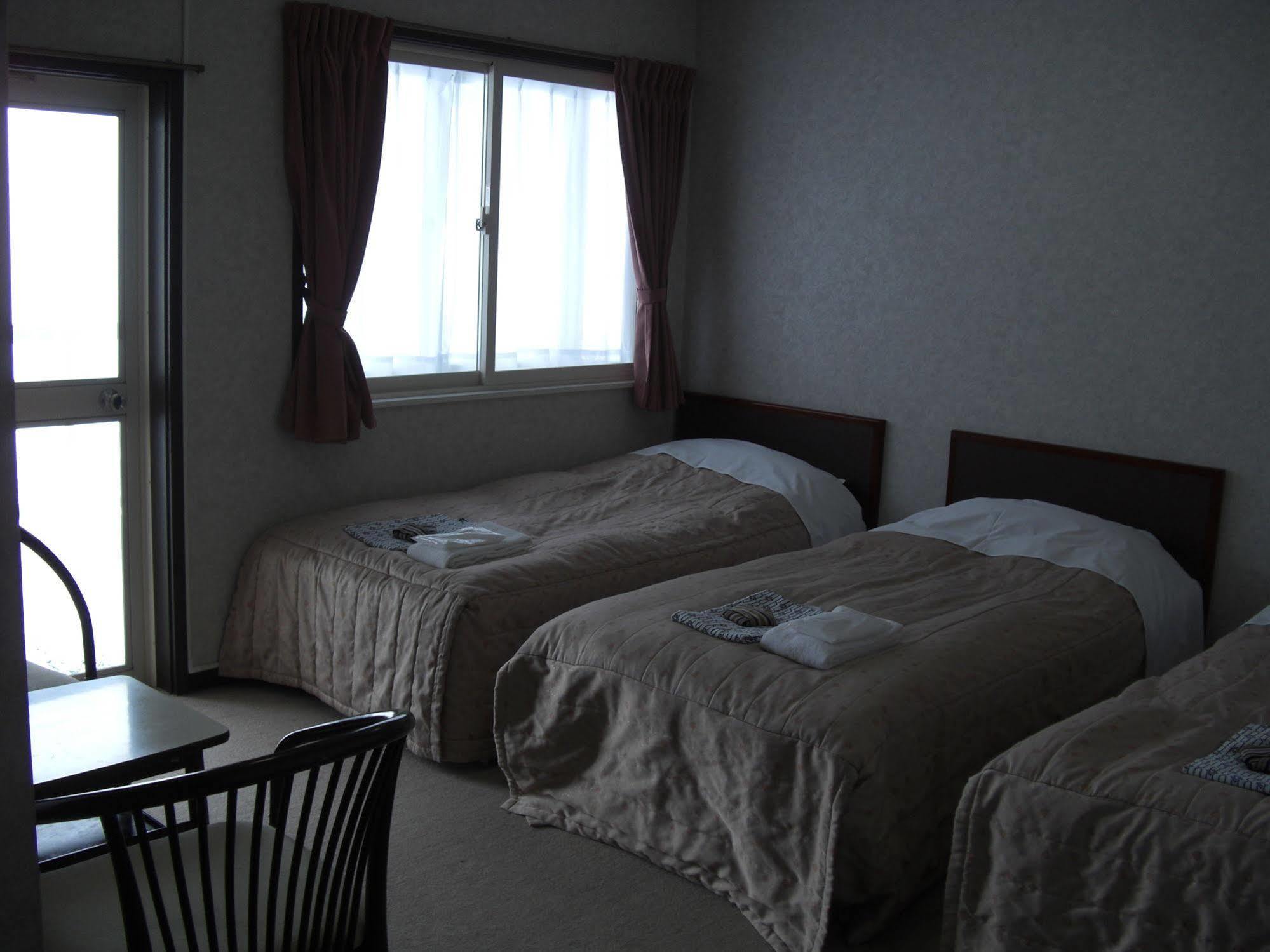 Akakura Yours Inn Myoko Exteriér fotografie
